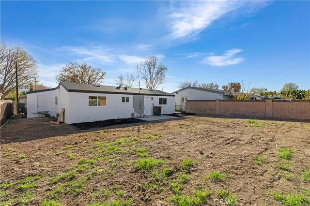 $699,000 | 19017 Drycliff Street, Canyon Country, CA 91351