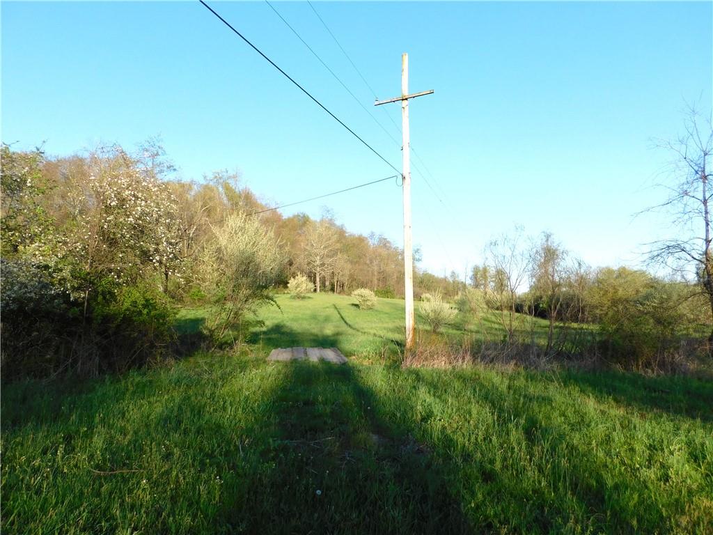 114 Harts Road Carmichaels, PA 15320 - Photo 7 of 15 Gallery Image 7