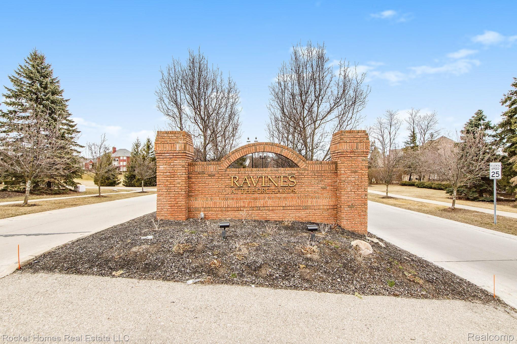 8841 Ridge Drive Washington, MI 48095 - Photo 41 of 44 BPG_4770.jpg