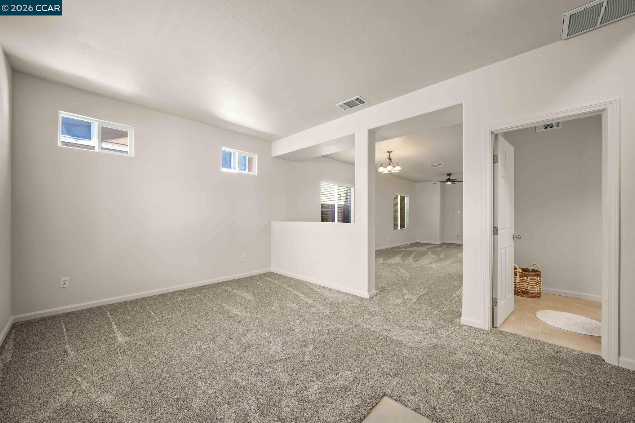 152 Gibson Avenue Bay Point, CA 94565 - Photo 7 of 33