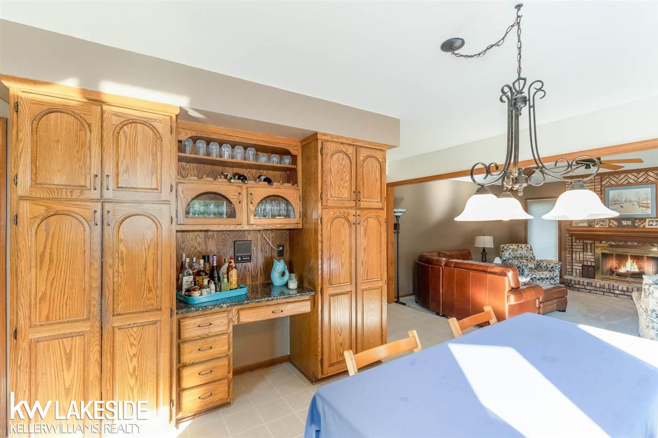 47237 Susan Road Macomb, MI 48044 - Photo 5 of 25 50050712-4.JPG