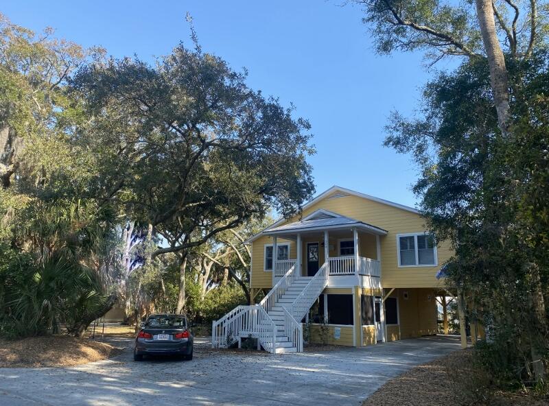 304 Jungle Road Edisto Island, SC 29438 - Photo 1 of 92 1