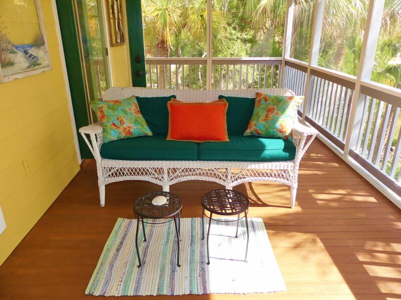 304 Jungle Road Edisto Island, SC 29438 - Photo 22 of 92 P1880929 (800x600)
