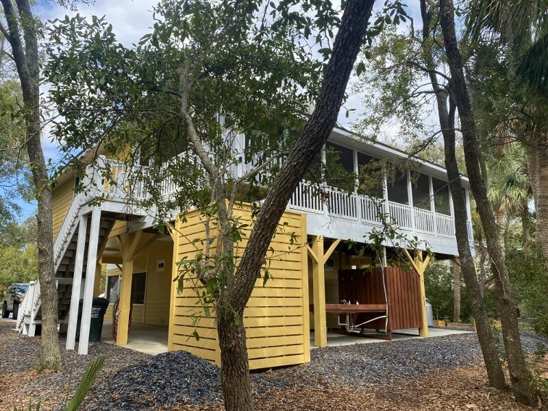 304 Jungle Road Edisto Island, SC 29438 - Photo 5 of 92 5