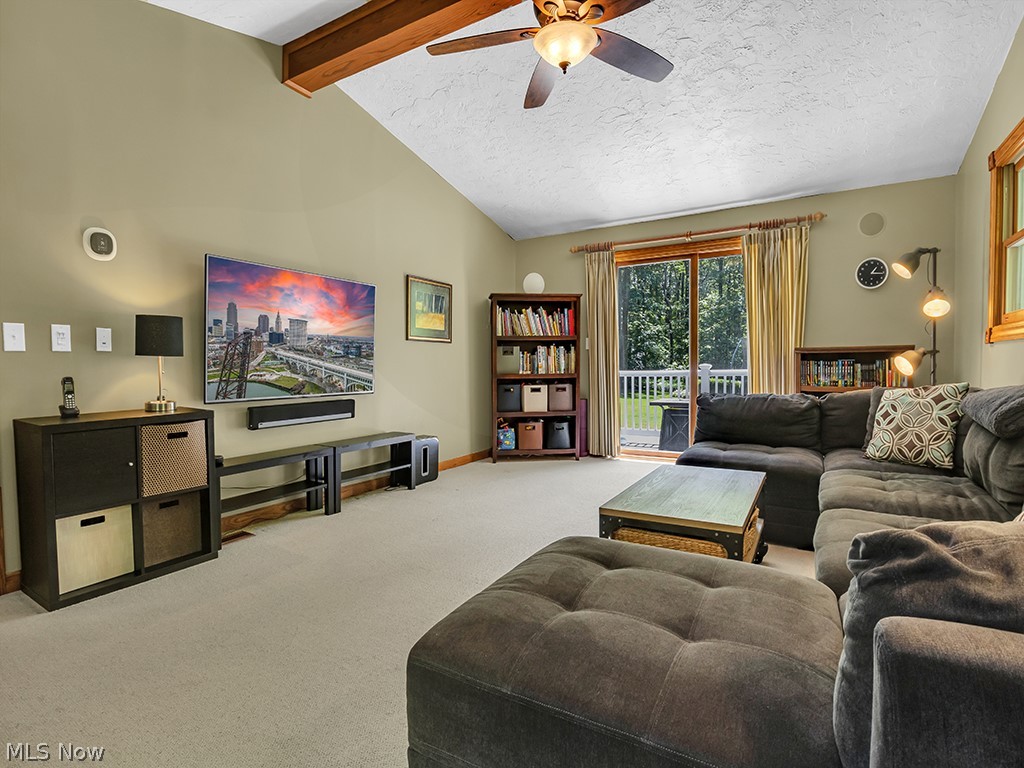 8874 Eagle Road Kirtland, OH 44094 - Photo 4 of 33 Gallery Image 4
