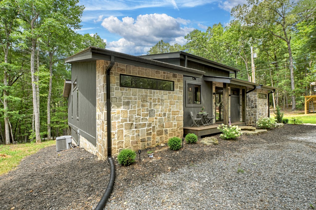 2596 Hwy 2 Blue Ridge Blue Ridge, GA 30513 - Photo 8 of 57 Gallery Image 8
