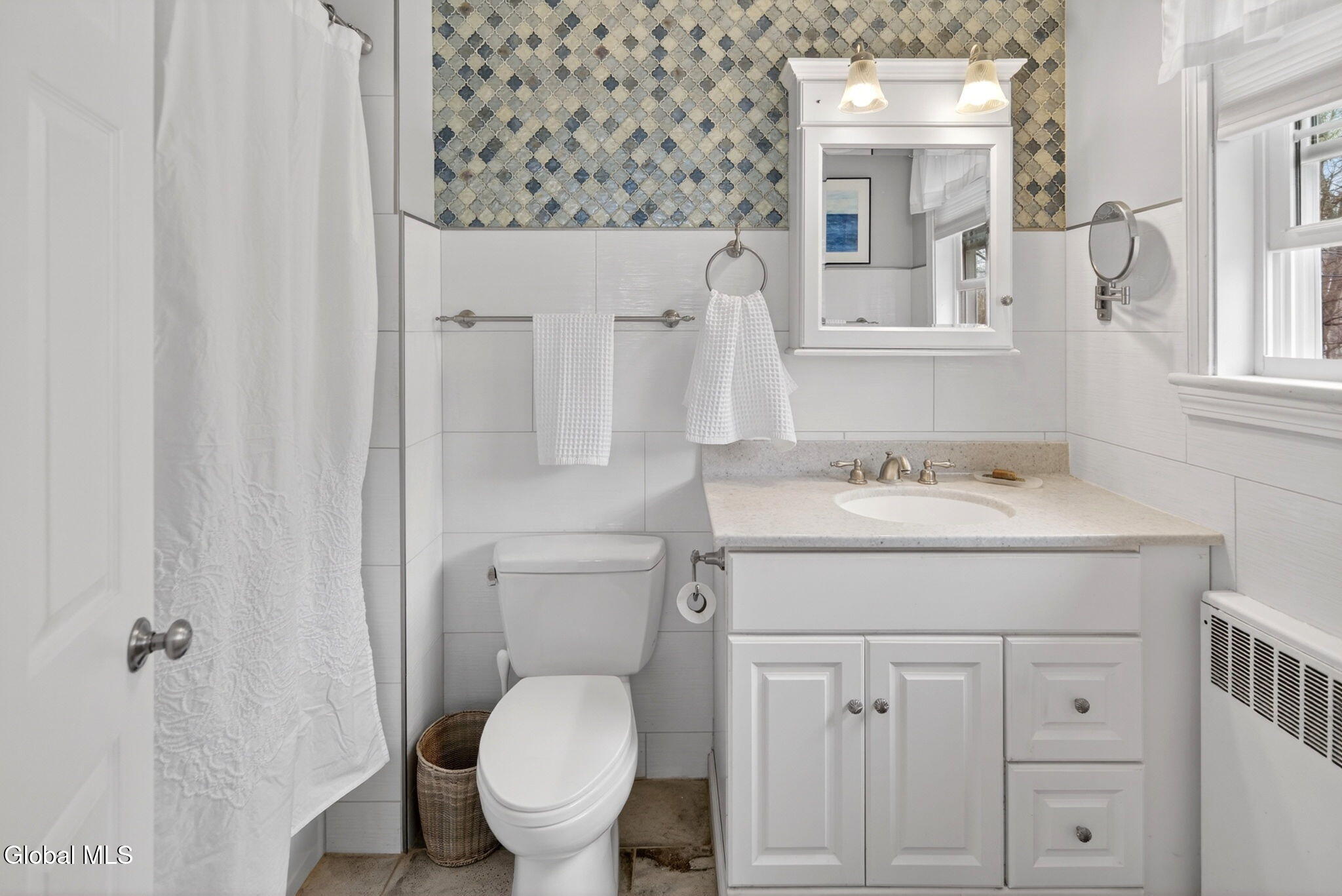 1041 Niskayuna Road Niskayuna, NY 12309 - Photo 22 of 26 20-web-or-mls-020-018_DSC02101