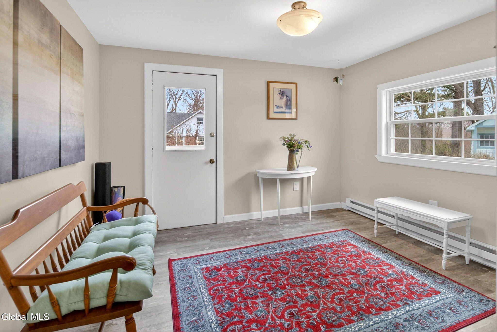 1041 Niskayuna Road Niskayuna, NY 12309 - Photo 8 of 26 6-web-or-mls-006-011_DSC02057