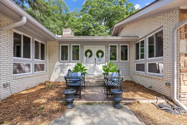 $609,999 | 103 Wofford Lane, Conway, SC 29526