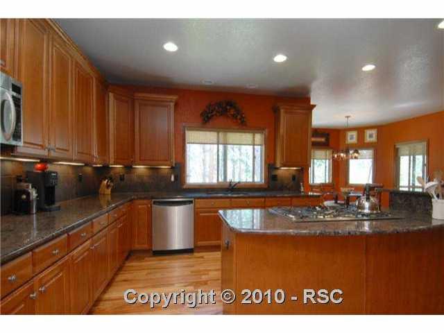 8155 Inca Road Larkspur, CO 80118 - Photo 2 of 10 Gallery Image 2