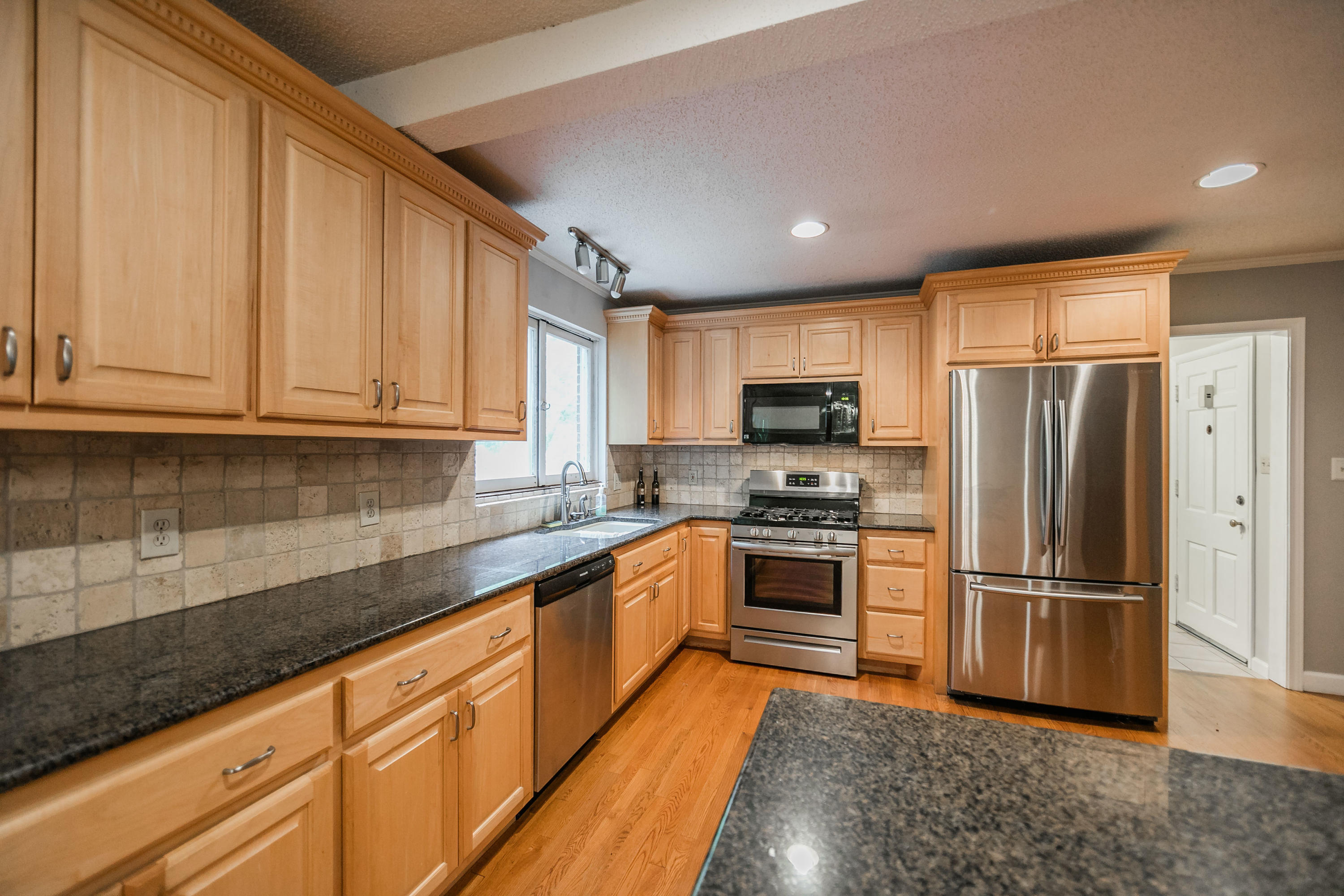 129 Chestnut Hill Road Harriman, TN 37748 - Photo 6 of 38 Kim Kitchen 2