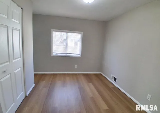 $109,900 | 2022 West Richwoods Boulevard, Peoria, IL 61604