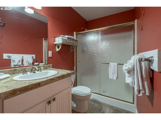 $965,000 | 25 Northeast Clarke Street, Depoe Bay, OR 97341