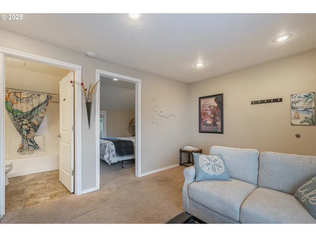 $965,000 | 25 Northeast Clarke Street, Depoe Bay, OR 97341