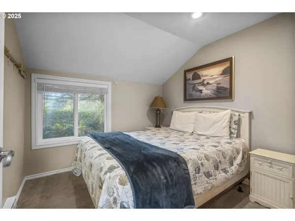 $850,000 | 25 Northeast Clarke Street, Depoe Bay, OR 97341