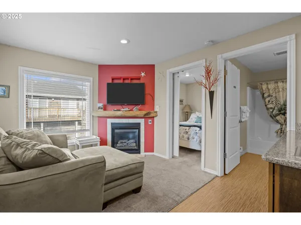 $850,000 | 25 Northeast Clarke Street, Depoe Bay, OR 97341