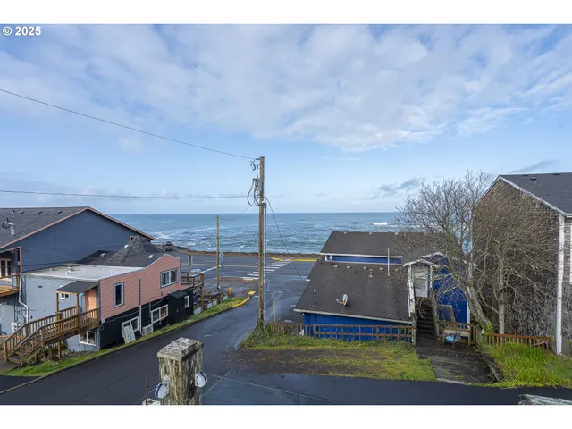 $965,000 | 25 Northeast Clarke Street, Depoe Bay, OR 97341