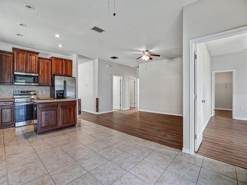 11713 Colony Lakes Boulevard New Port Richey, FL 34654 - Photo 12 of 38