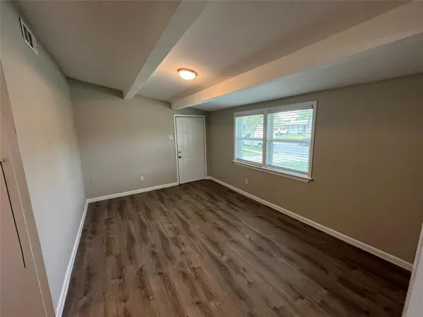 $1,700 | 718 East Daugherty Drive, Garland, TX 75041