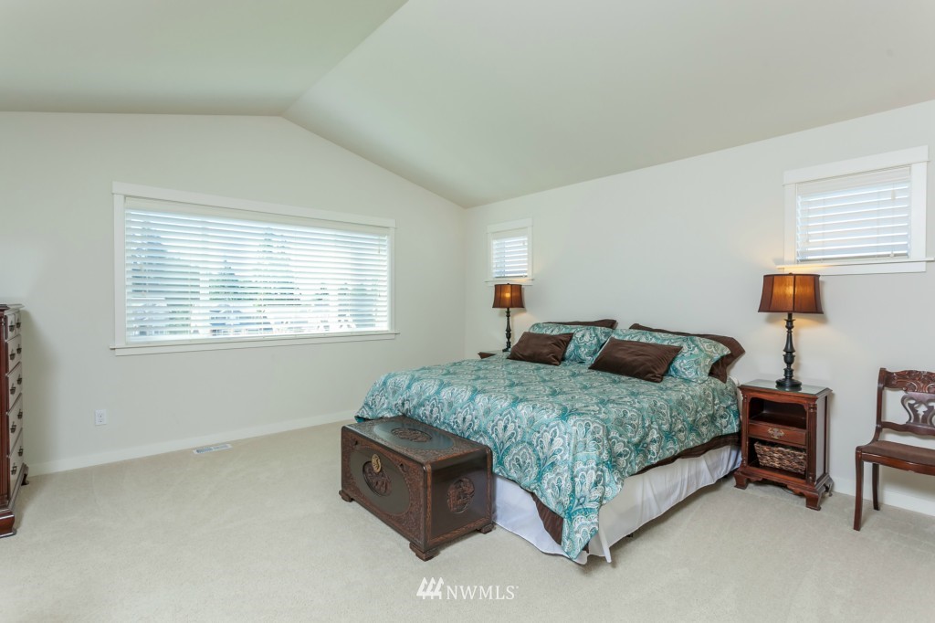 4318 229th Place Southeast Bothell, WA 98021 - Photo 13 of 18