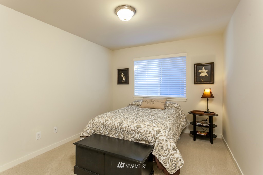 4318 229th Place Southeast Bothell, WA 98021 - Photo 9 of 18