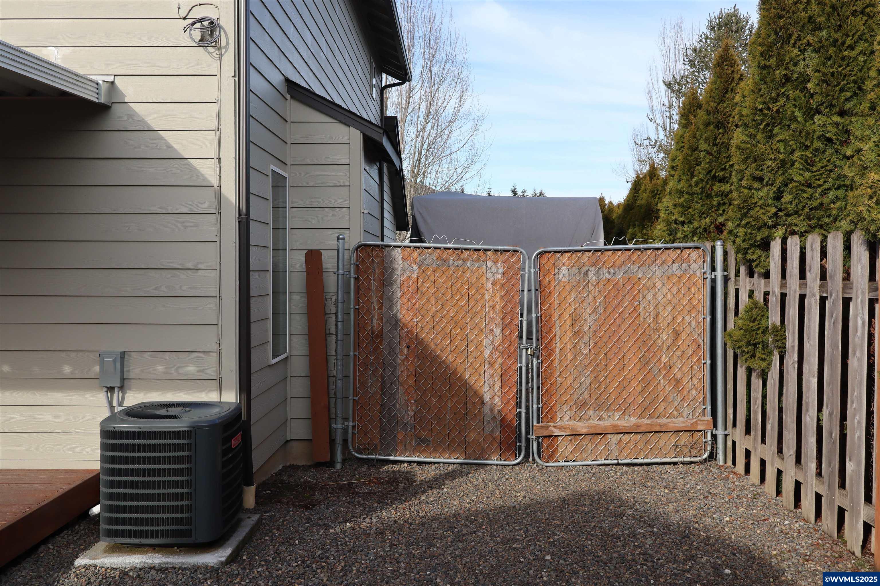 1314 Bair Road Northeast Keizer, OR 97303 - Photo 25 of 29 Gallery Image 25