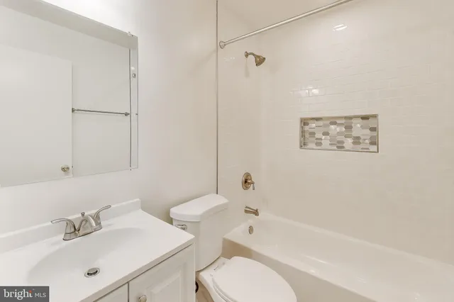 $3,000 | 18 Indian Hills Court, Derwood, MD 20855