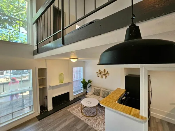 $1,000 | 7152 Fair Oaks Avenue, Unit 1149, Dallas, TX 75231