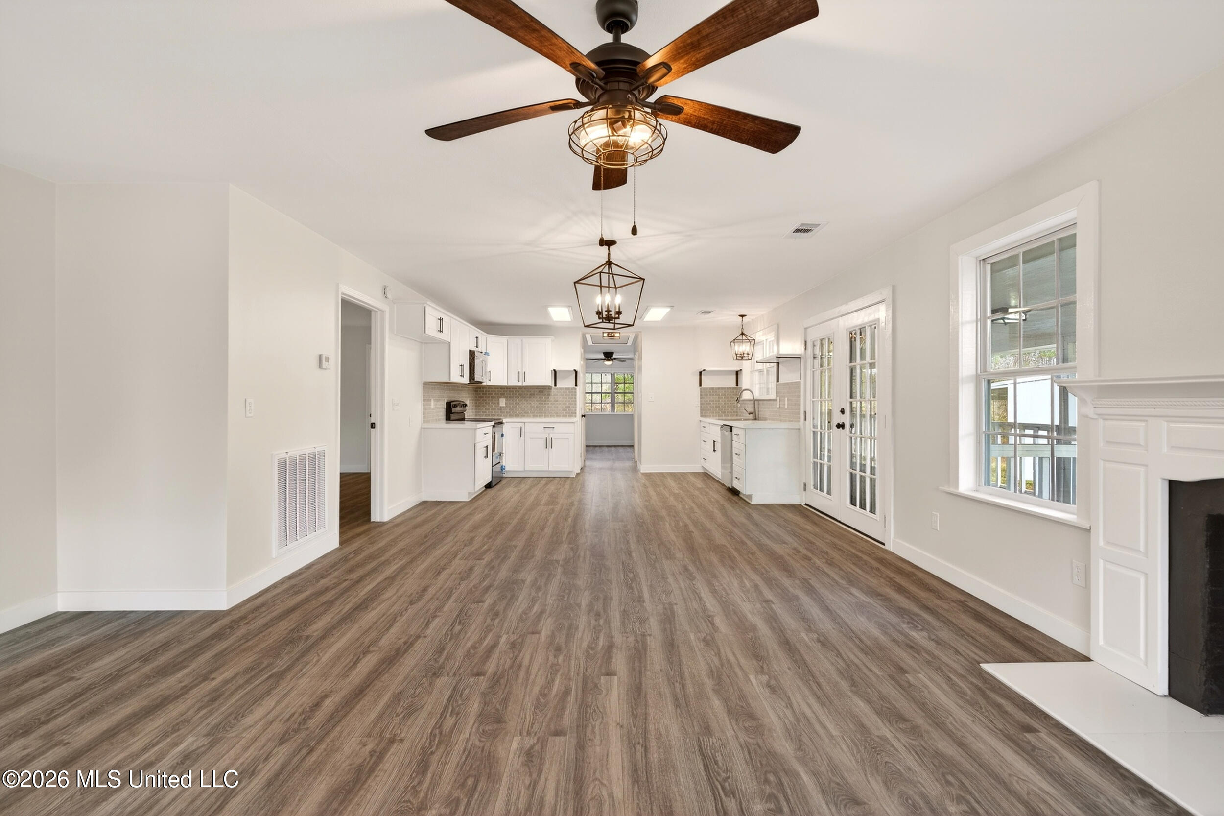 3 Jimmy Reyer Road Poplarville, MS 39470 - Photo 23 of 66 livingroom 3