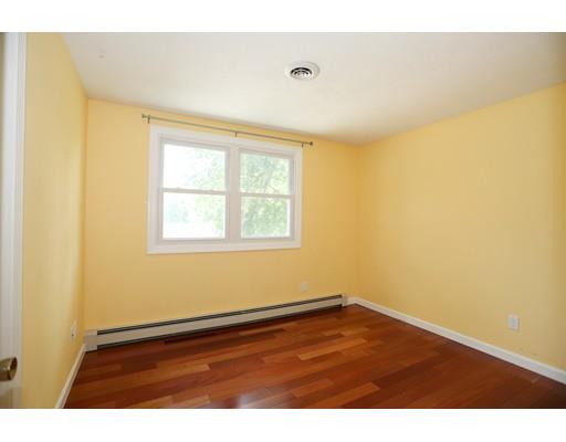 33 Frank Street Needham, MA 02494 - Photo 17 of 24 Gallery Image 17