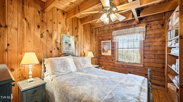 $549,900 | 21193 Bermuda Drive, Abingdon, VA 24211