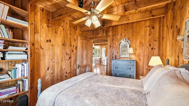 $549,900 | 21193 Bermuda Drive, Abingdon, VA 24211