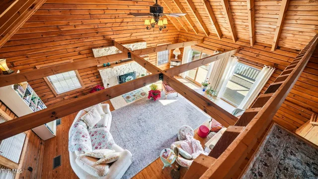 $549,900 | 21193 Bermuda Drive, Abingdon, VA 24211