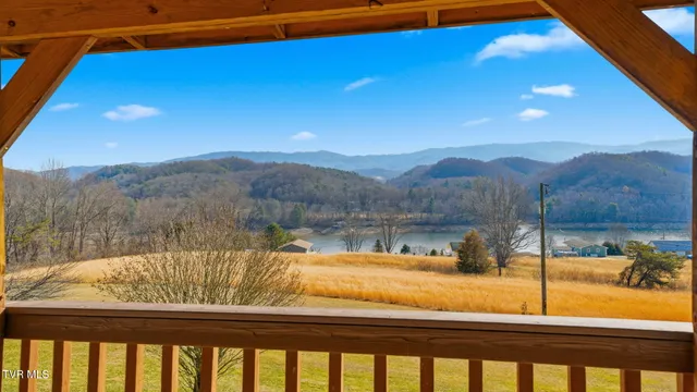 $549,900 | 21193 Bermuda Drive, Abingdon, VA 24211