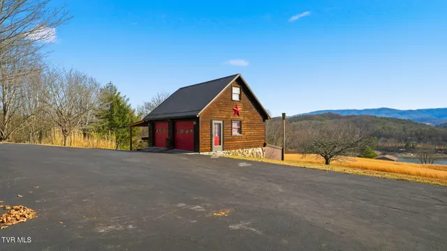 $549,900 | 21193 Bermuda Drive, Abingdon, VA 24211