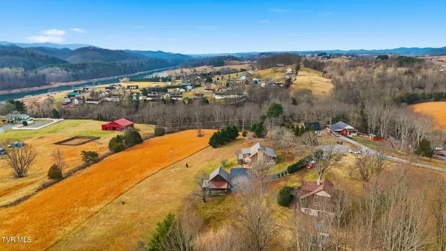 $549,900 | 21193 Bermuda Drive, Abingdon, VA 24211