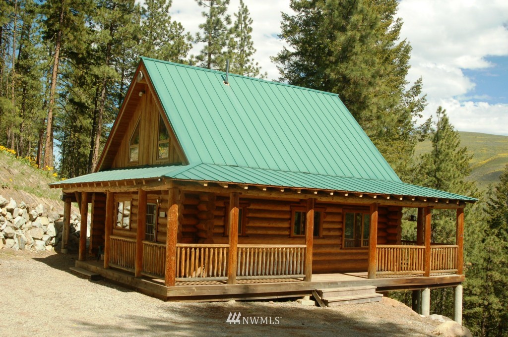 6 C Summer Road Winthrop, WA 98862 - Photo 1 of 22 Gallery Image 1