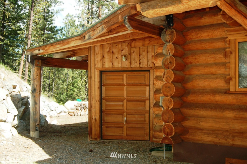 6 C Summer Road Winthrop, WA 98862 - Photo 4 of 22 Gallery Image 4