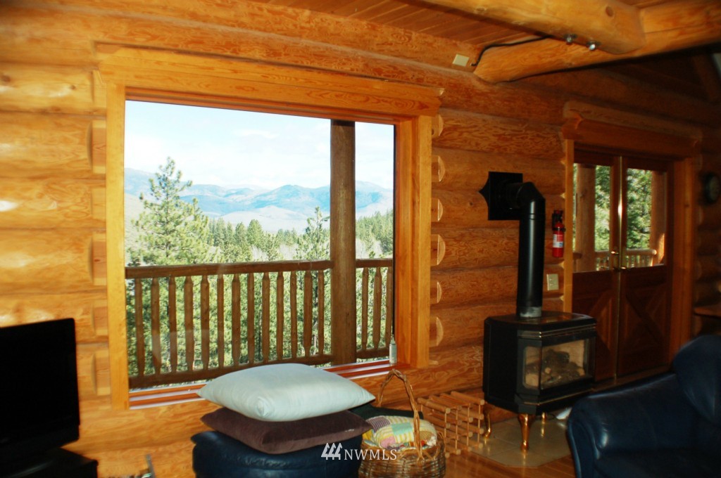 6 C Summer Road Winthrop, WA 98862 - Photo 8 of 22 Gallery Image 8