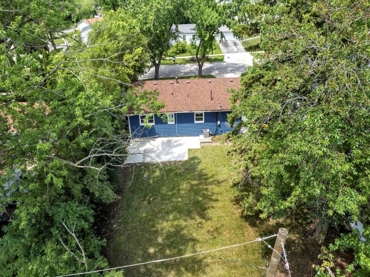 203 Elm Lane Streamwood, IL 60107 - Photo 17 of 23 an aerial view of a house with a yard