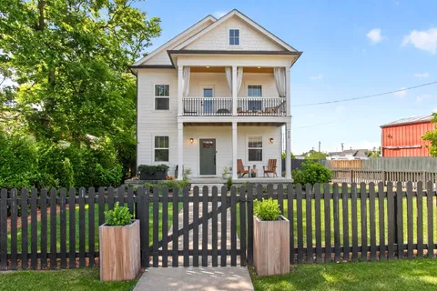$630,000 | 315 Joyner Avenue, Nashville, TN 37210