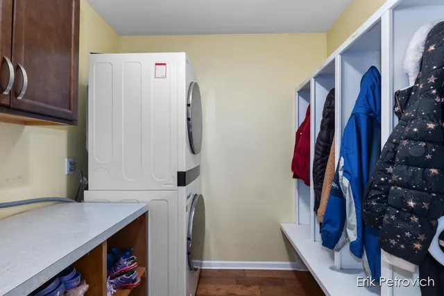 $460,000 | 581 Cumings Court Northwest, Sparta, MI 49345