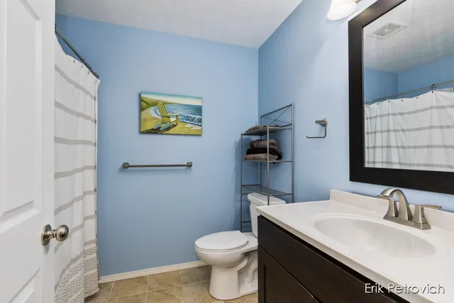 $460,000 | 581 Cumings Court Northwest, Sparta, MI 49345