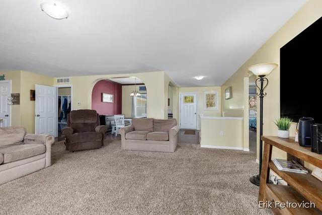 $460,000 | 581 Cumings Court Northwest, Sparta, MI 49345