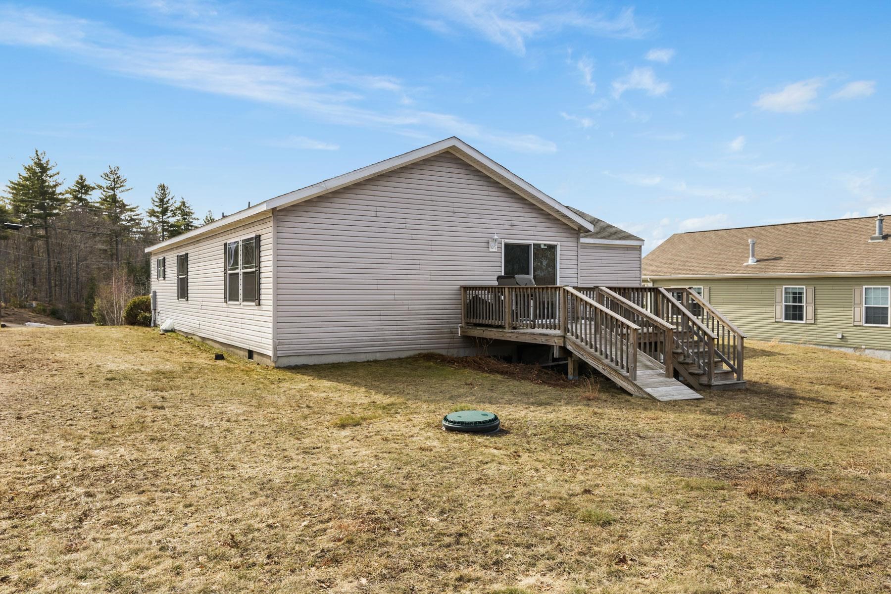 38 Tarah Way Fremont, NH 03044 - Photo 24 of 26