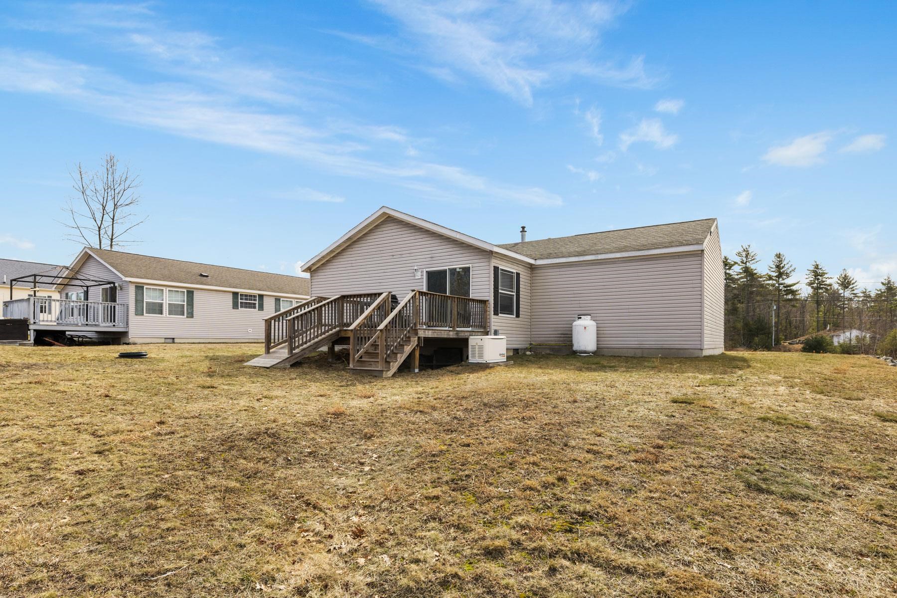 38 Tarah Way Fremont, NH 03044 - Photo 26 of 26