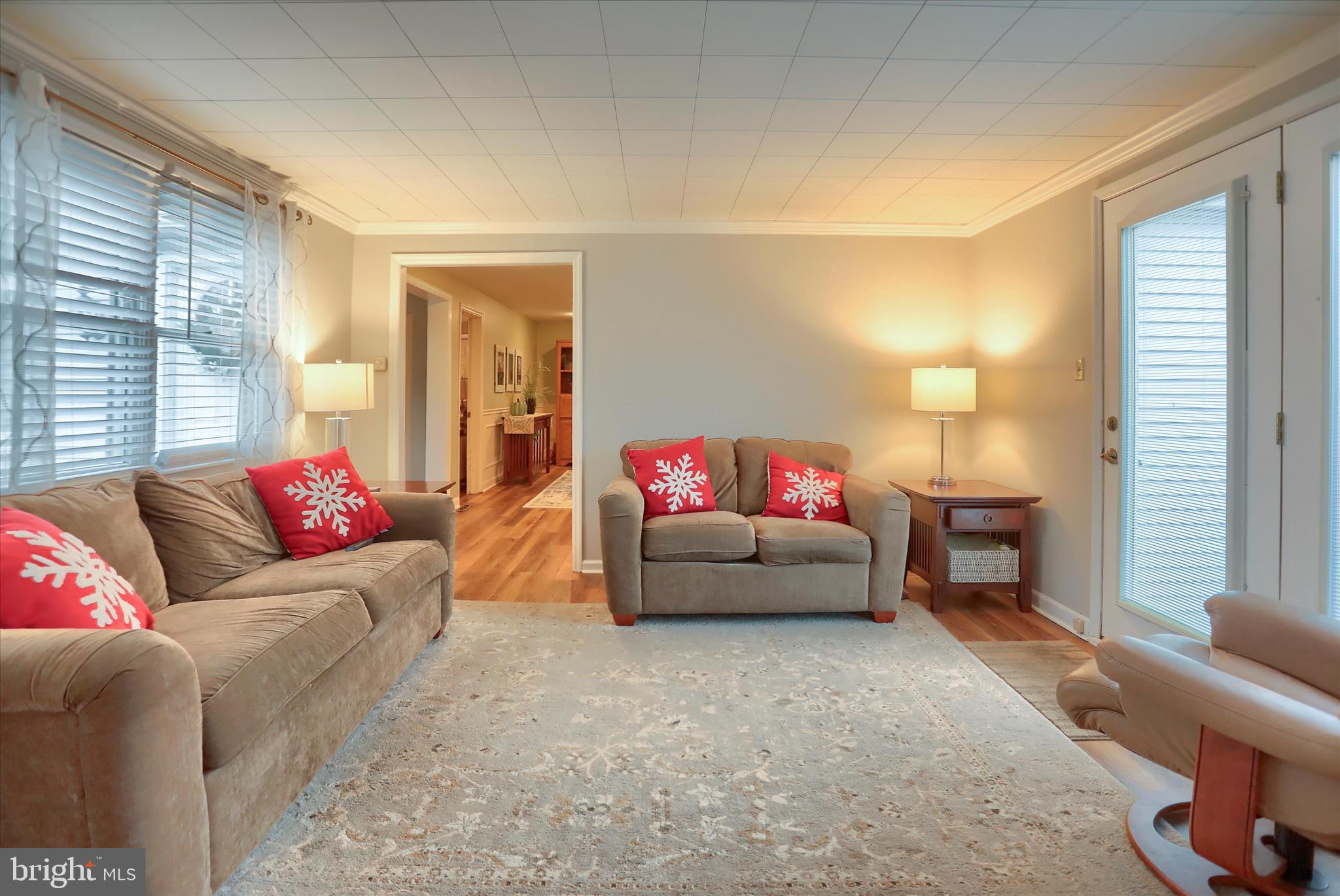 29 Arlene Street Harrisburg, PA 17112 - Photo 6 of 32 a living room with furniture and a window