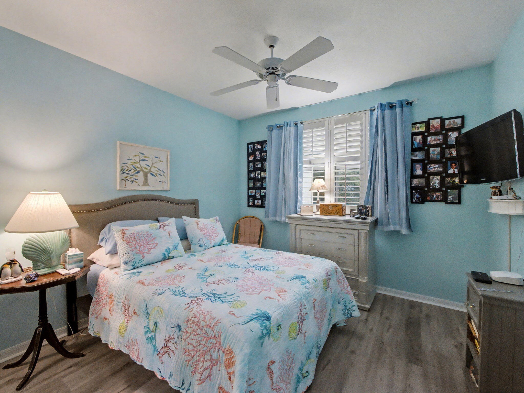 3012 Mainsail Circle Jupiter, FL 33477 - Photo 20 of 33 a bedroom with a bed and window