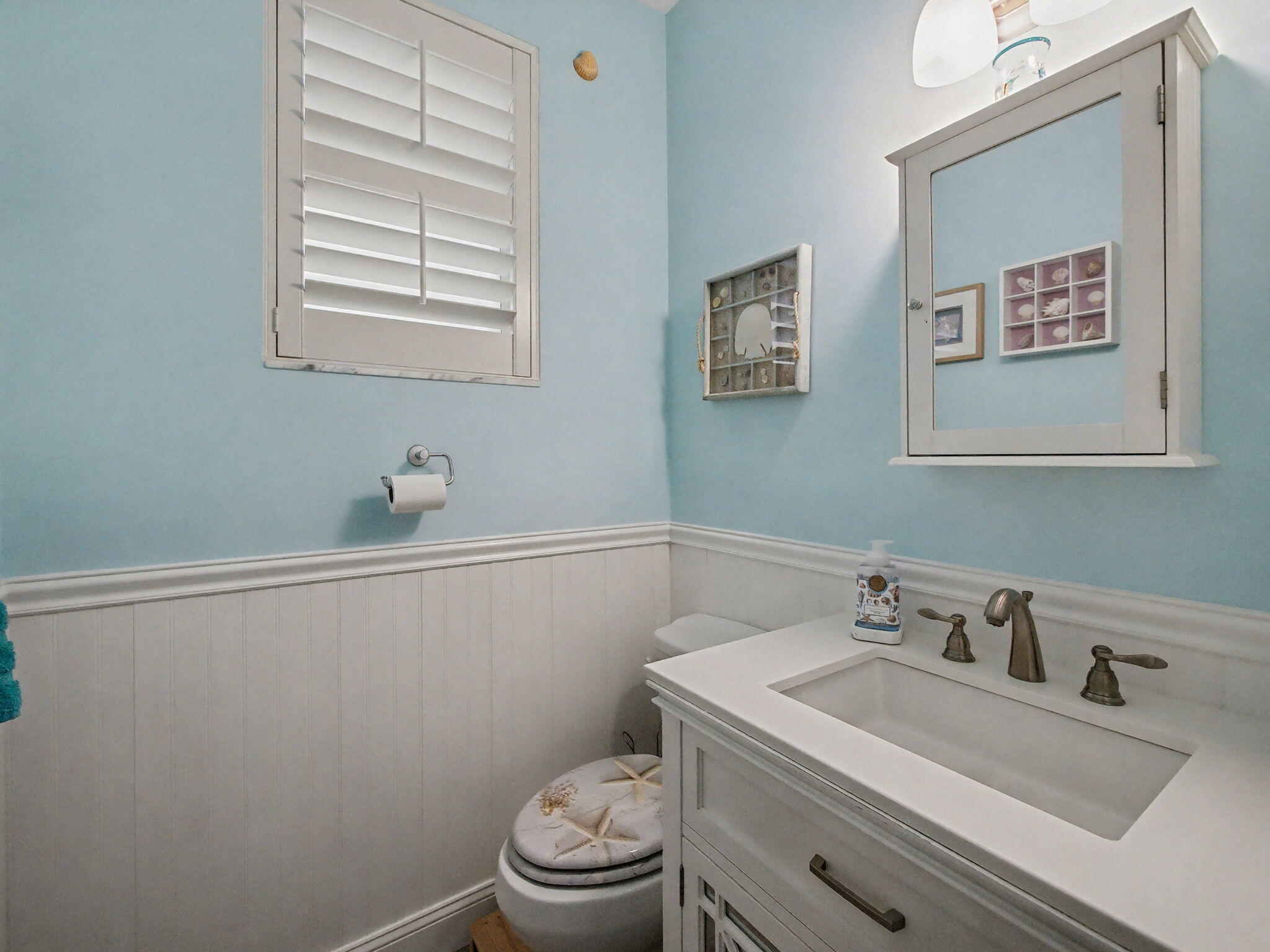 3012 Mainsail Circle Jupiter, FL 33477 - Photo 25 of 33 a bathroom with a sink toilet and a window