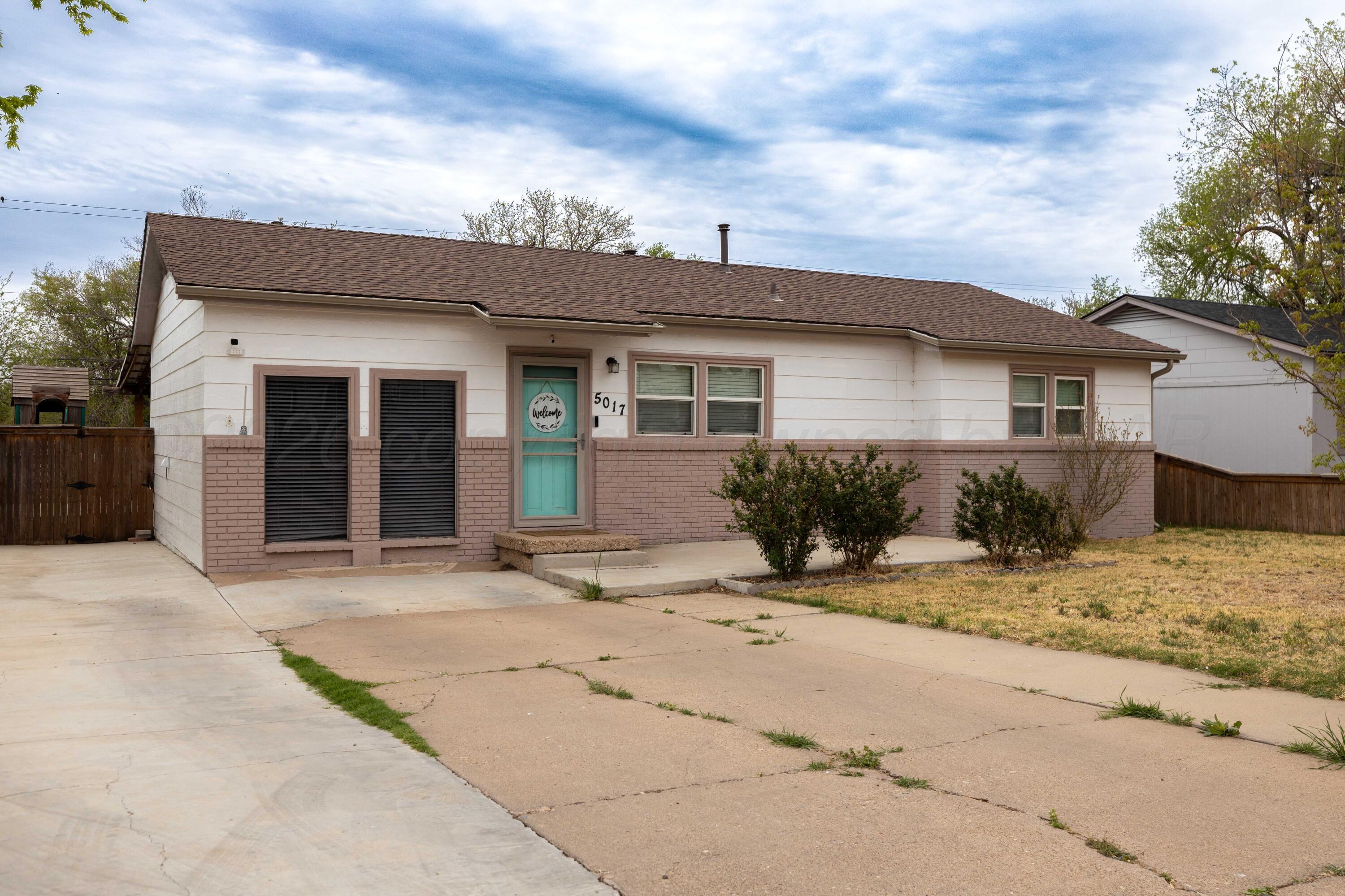 5017 Bowie Street Amarillo, TX 79110 - Photo 2 of 27 5017 Bowie-1